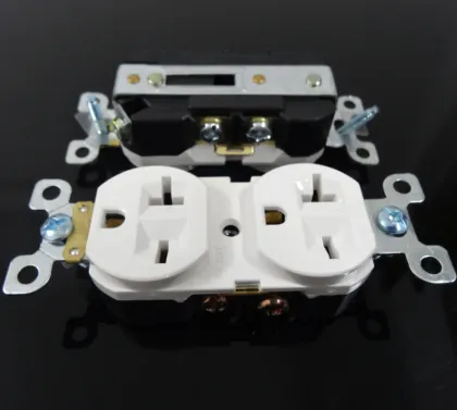 Leviton White Straight Blade US UL Duplex Receptacle Nema 6-20R