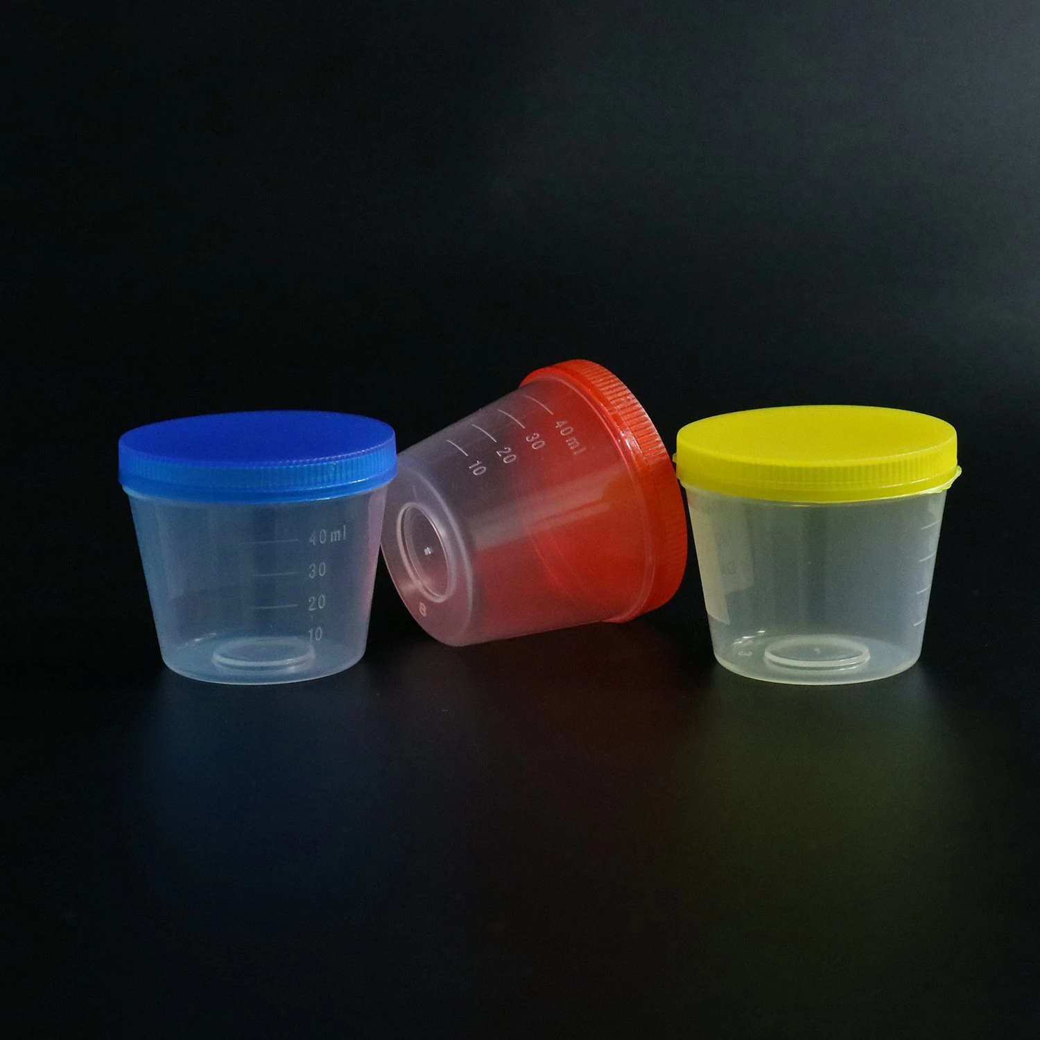 Récipient d'urine en plastique stérile jetable 120 ml