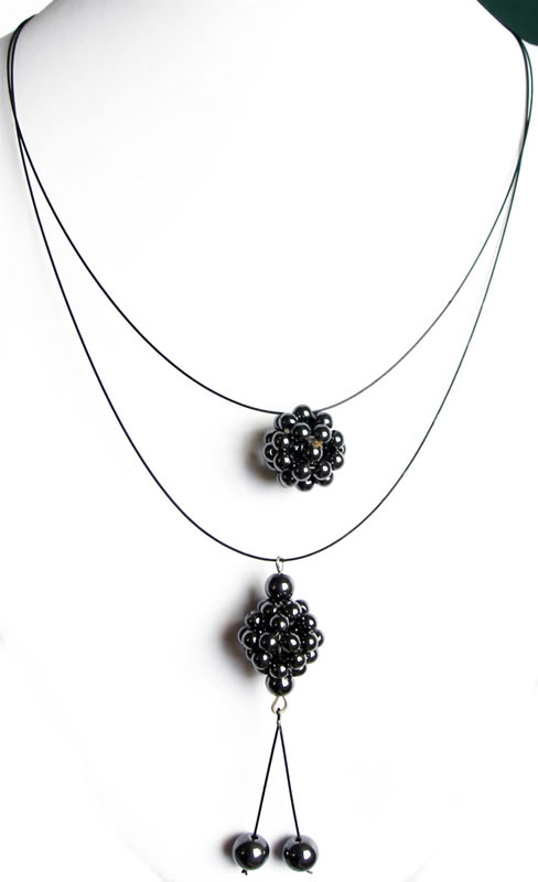 Collier sphère hématite