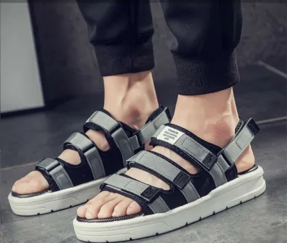 Men's antislip sandals Men Beach shoes Men's Roman Sandals Summer Men's Outdoor Flat Sandals Large Size 36-46 Sports Sandalias