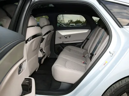 BYD Han Dm-i PHEV Electric Car