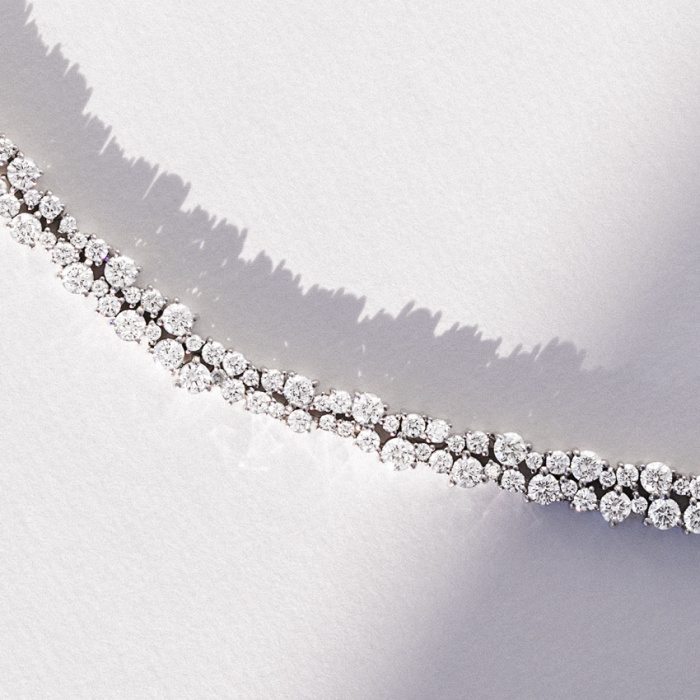 สร้อยข้อมือเทนนิสไวท์โกลด์ 18K สุดหรู ประดับเพชร Lab Grown