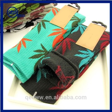 Men's 5 Pack Classics Dress Flat Knit Crew Socks
