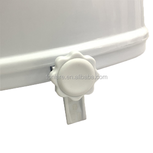 Cuidado del hogar de plástico blanco 4 pulgadas asiento de inodoro elevado y portátil asiento de inodoro elevado con tapa TCA04A