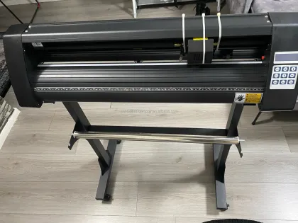 620mm Cutting Width USB/COM Driver Vinyl Sticker Cutting Plotter Machine
