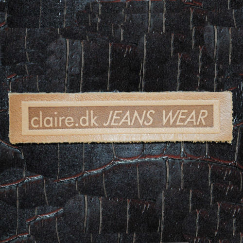 jeans wear leather label