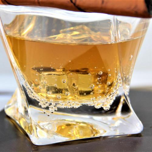 Whisky Glasses with Cigar Holder crystal whisky glasses with cigar holder Manufactory