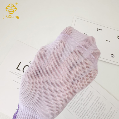 만화 쿠 로미 소녀를위한 짧은 양말, 뼈가없는 양말