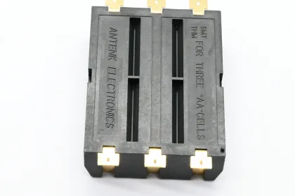 THREE AA BATTERY HOLDER SMT TYPE 3AA-01