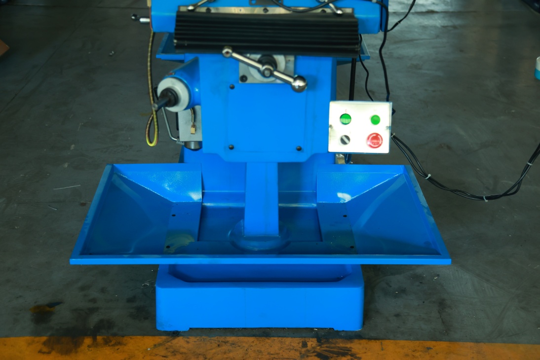 Blue turret milling machines