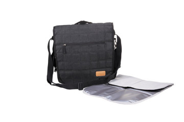 Bolso de bebé estilo bandolera