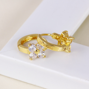 Xuping 14k Gold Plated Elegant Zircon Earring (23762)