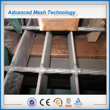 welded steel bar mesh gratings equipment China supplier