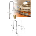 스프링 싱글 핸들 풀 다운 분무기 주방 수도꼭지