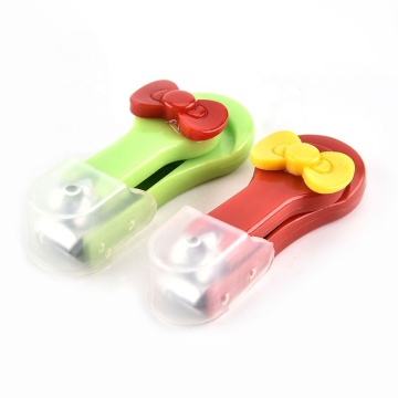 Hot sell OEM safely Lovely stainless steel bowknot design nail clipper