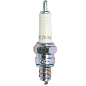Iridium Bujia Candle NGK Spark Plug C7HSA A7TC D8EA D8TC F7TC for CD70 GY6 High Performance Motorcycle Engine Parts