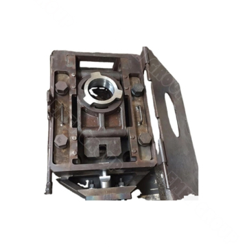 Submerged entry nozzle changer for tundish
