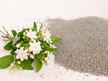 Mixed Size Jasmine Scented Deodorizing Colored Balls Of Bentonite Cat Litter