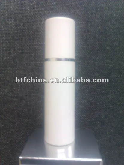 plastic vacuum cosmetic bottle