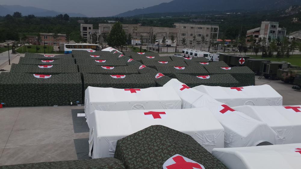 Grandes carpas inflables para el hospital