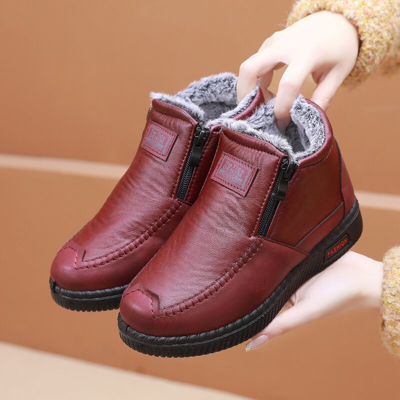 Middle aged and elderly soft soled snow boots