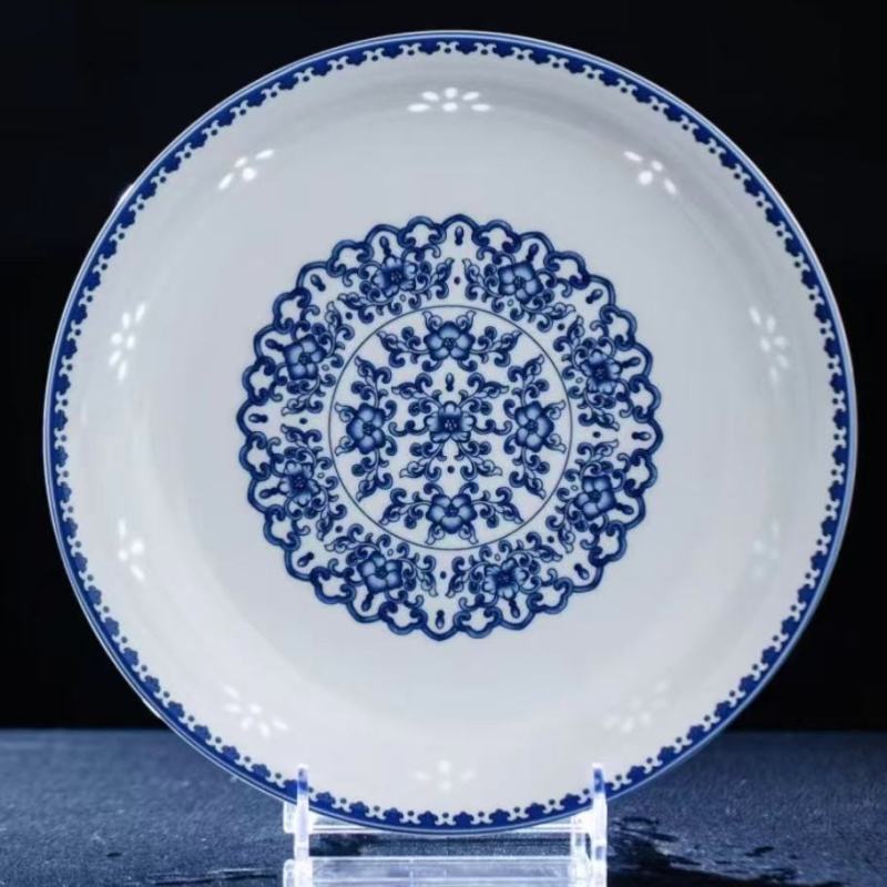 Blue-White Chinese-Inspired Dinnerware Collection Featuring Vintage Designs
