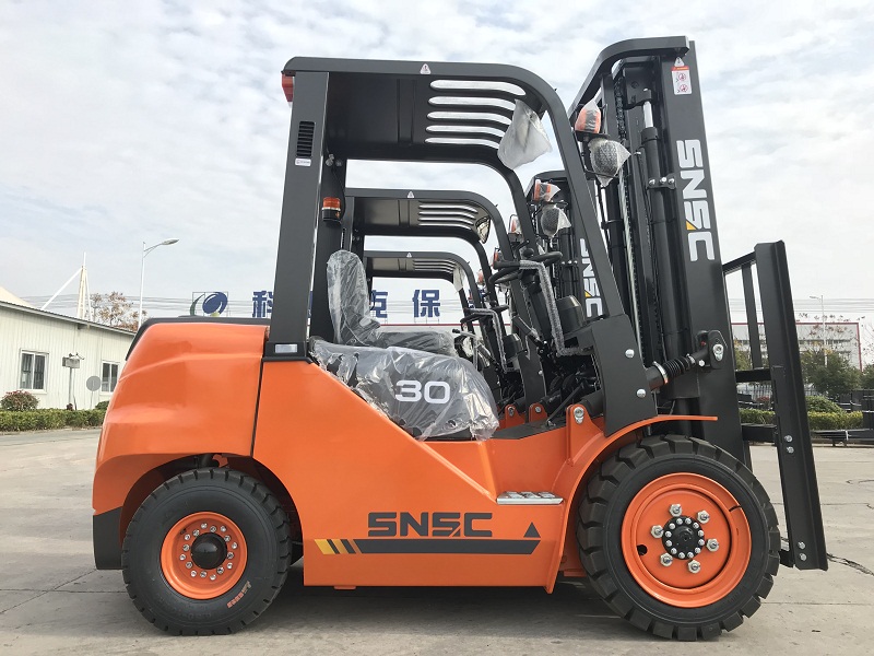 3 Ton Forklift Truck
