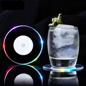 Tappetini a led colorati: miglioramento della tua esperienza di festa con lampade atmosfera RGB per bottiglie di vetro, tazze e sottobicchieri di birra