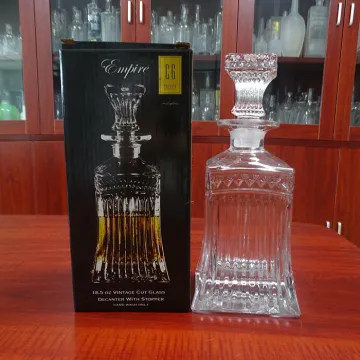 promotional vodka decanter engraved 500ml novelty glass decanter with glass stopper