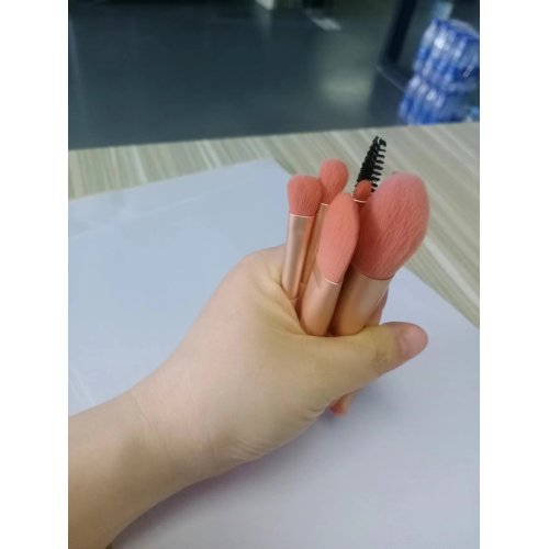 The Best Makeup Brush Choosing