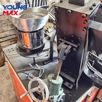 Cookware hydraulic riveting hand pneumatic press machine