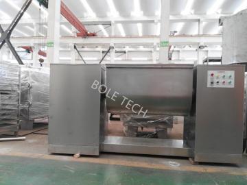 Seasoning powder guttered mixer for wet mixing