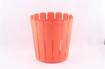 Plastic Wood Line Basket Trash Can