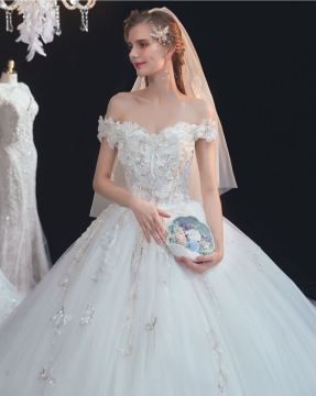 Ginkgo trailing wedding dress