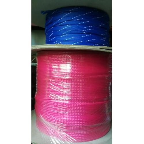 Gestion des manchons de câbles en polyester hautement flexible
