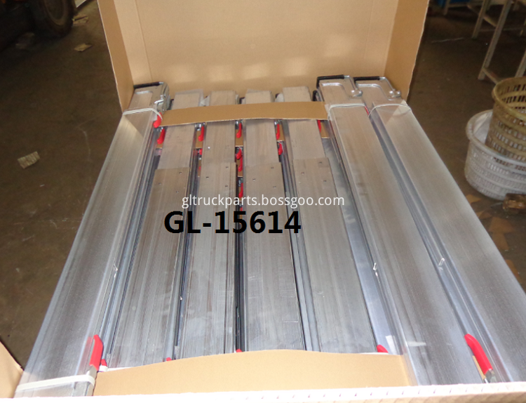 Cargo Load Bars for Pickup Trucks