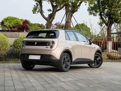 NIO Firefly: Nimble Electric Vehicle & Compact SUV | 420km CLTC Range, NAD Autopilot & BaaS Swap Technology