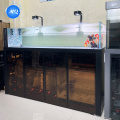 Tangki ikan air asin besar dengan pengaturan penuh