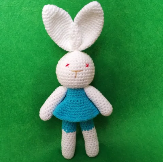 Amazon INS hot Crocheted children's toy colorful rabbit Children's gift Children's house baby gym frame decoration