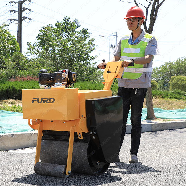 Bom design de 325 kg de estação hidráulica, rolo de estrada vibratória de bateria única