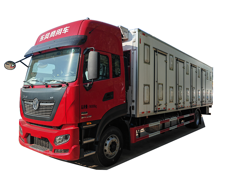 18T diesel engine livestock transport truck