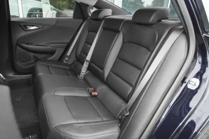 Wholesale Cheap Chevrolet Malibu XL 1.5T 2.0T Redline Gasoline Sedan Cars