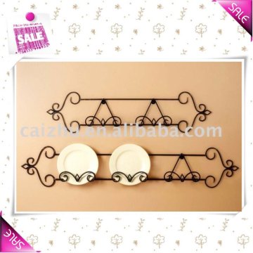 Metal hanging plate rack