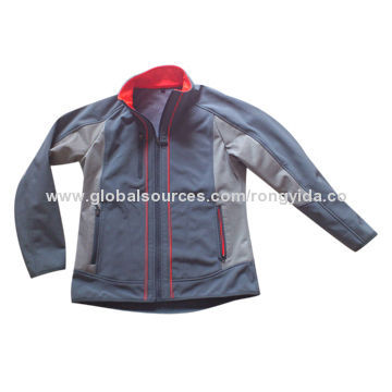 Training Softshell Jacket with Adjustable Cuff and Bottom