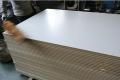 4 * 8 ft 18 mm H002/SY2028 Matt oder texturierte Melamin Papier beschichtete MDF-Platte zu verkaufen!