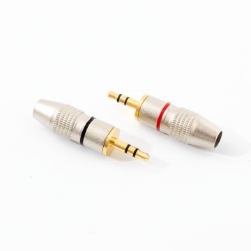 3.5mm Stereo Plug Adapter - All Metal PC Material with US Plug
