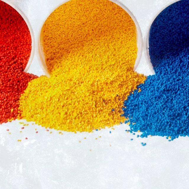 Insulating powder coatings for energy storage cabinets