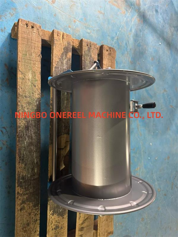 Hose Reel with Guide Roller (6)