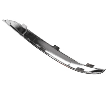 Chrysler 300C 2005-2010 Front Bumper Lower Moulding