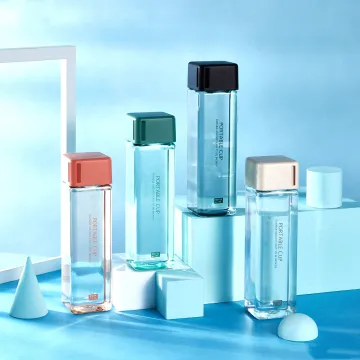 Wholesale Eco-Friendly Reusable Travel Water Bottles with Square Design and Rope Handle